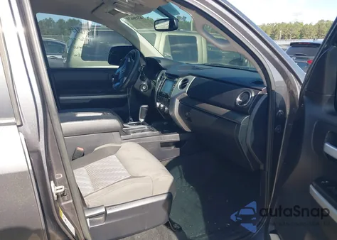 2017 Toyota Tundra Sr5 4.6L V8 from USA, damaged, VIN 5TFRM5F10HX121218